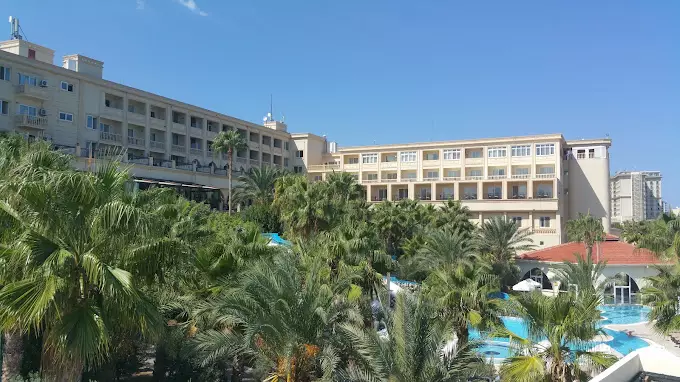 Oscar Resort Hotel